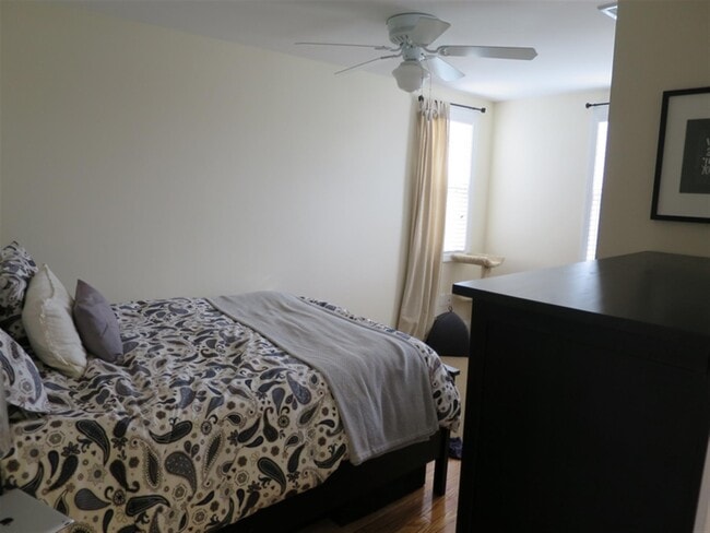 Photo - 60 William St Unit 2