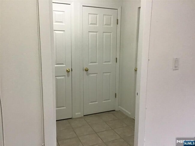 Photo - 1203 River Rd Unit 21M