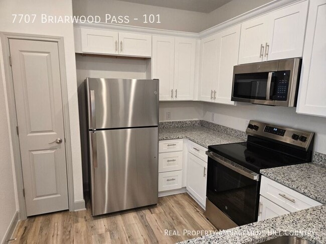 Photo - 7707 Briarwood Pass Unidad 101