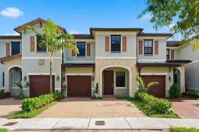 West 33rd Court, Hialeah, FL 33018 - 3 BR 2.5 BA townhouse