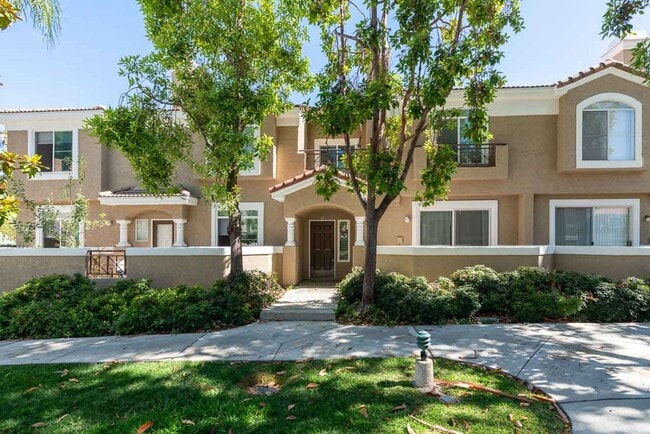 Building Photo - 3 Bedroom Townhome in the Monte Rio Community of Rancho Peñasquitos Unit 12