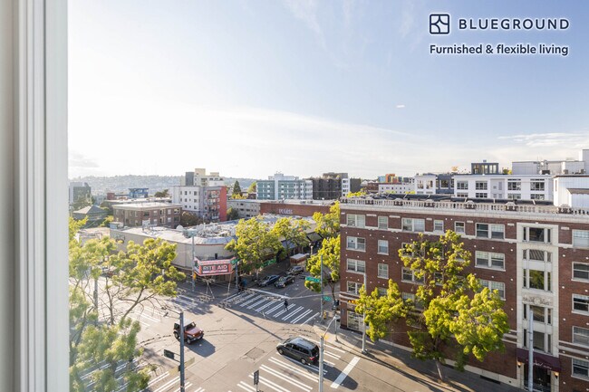 118 Broadway E Unit FL6-ID128