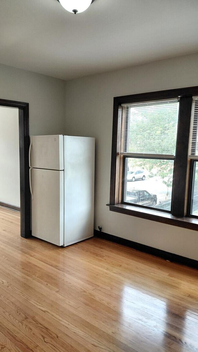 Photo - 4810 W Armitage Ave Unit 2F