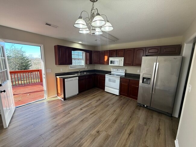 Photo - One-Level Ranch home in Halls