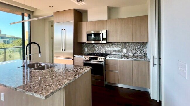 Photo - 4819 Skillman St Unit 4401