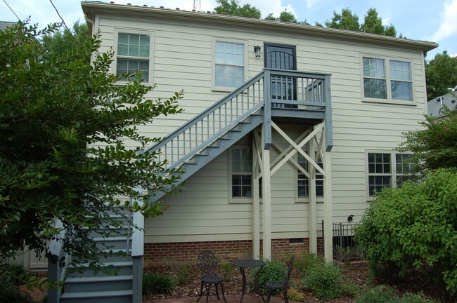 Photo - 3309 Monument Ave Unit 2