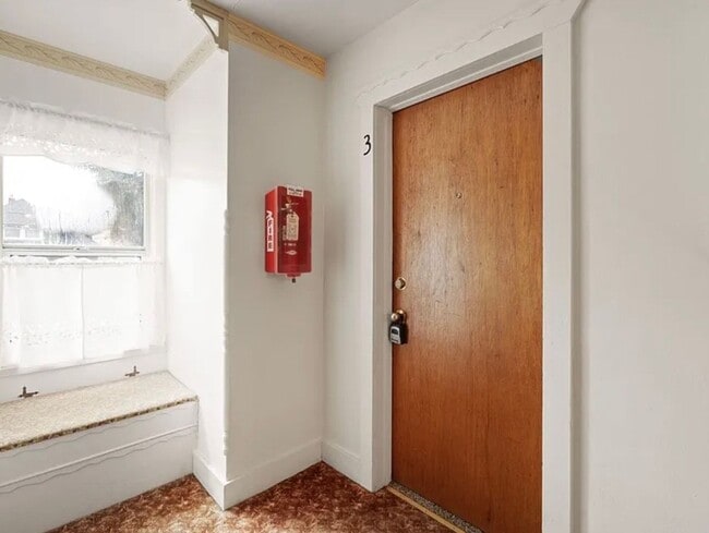 Photo - 313 W 5th St Unit #3