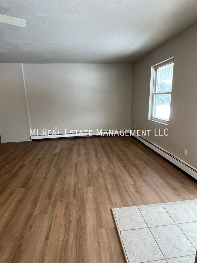 Photo - 3359 N Whitehall Rd