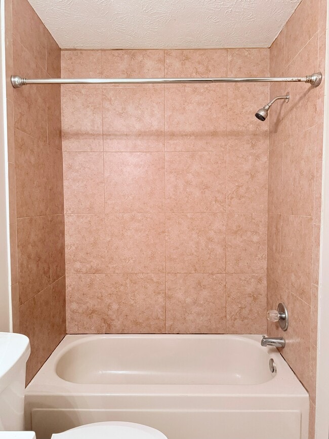 Photo - 5957 Sherrie Ln