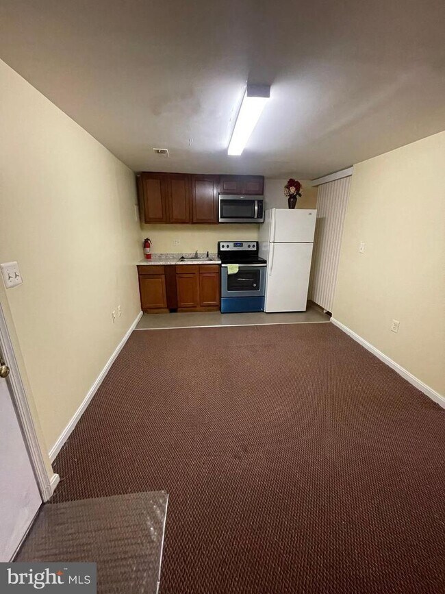 Photo - 5401 James Pl NE Townhome