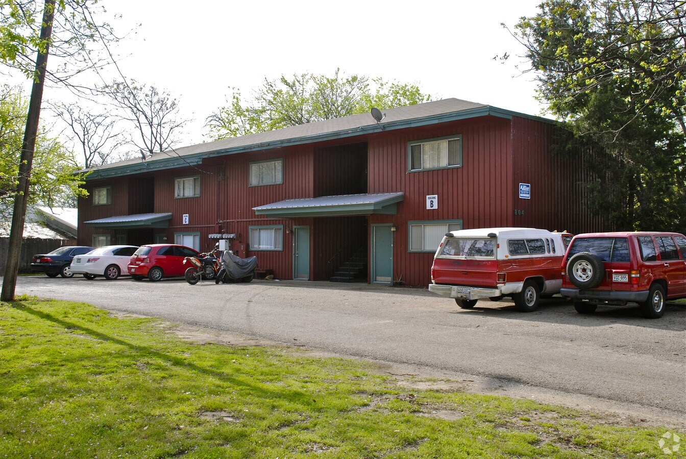 Foto principal - 804 N Locust St