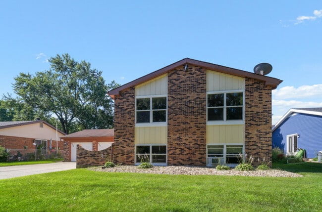 Photo - 627 Chardonnay Ln Unit 627