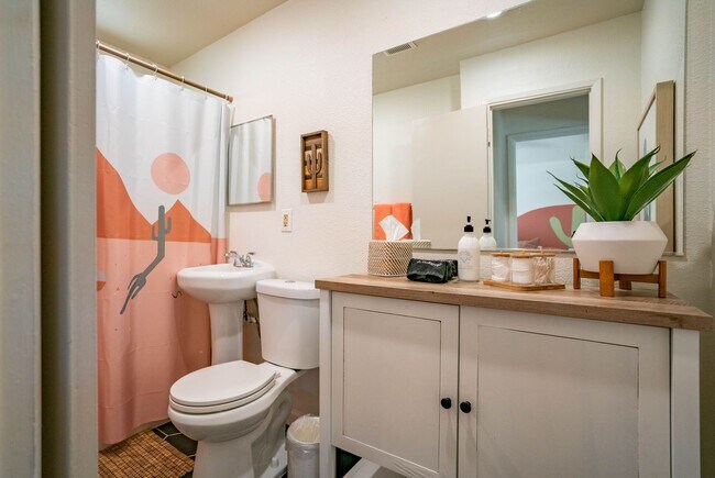 Photo - Fully Furnished Home in Yucca Valley