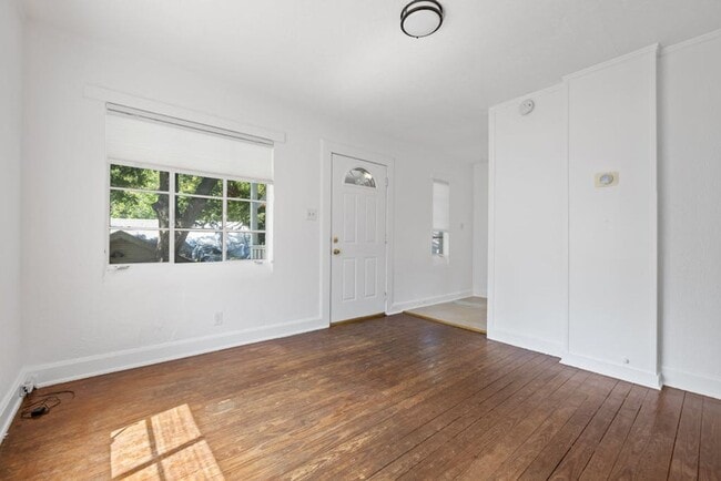 Photo - 4202 Avenue C Unit 4202 1/2