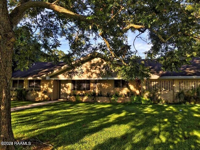 Photo - 4110 N University Ave