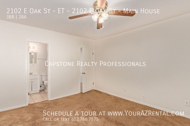 Photo - 2102 E Oak St Unidad Main House
