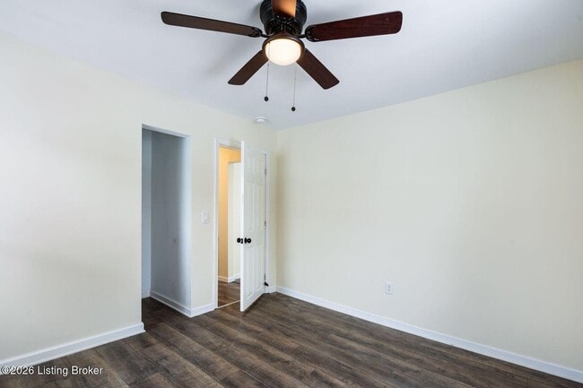 Photo - 2642 Rowan St