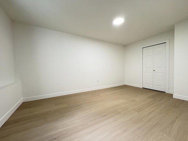 Photo - 2 bedroom in Burnaby BC V5H 4B2