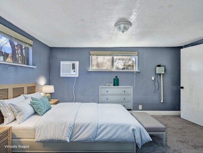 Photo - 912 S Armstrong Ave Unidad Back  - Downstairs