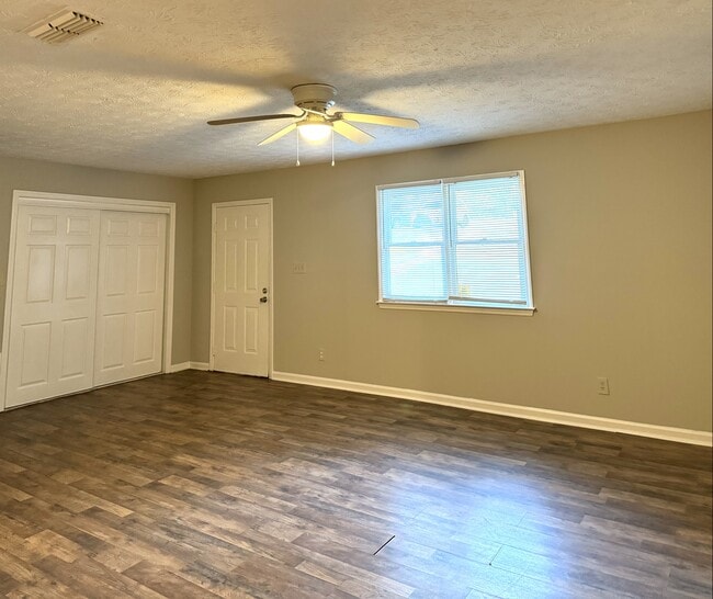 Photo - 235 Sunny Hills Dr