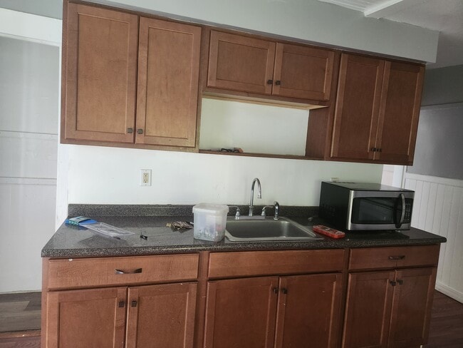 Building Photo - 53 Morrison St Unit 4 Rental