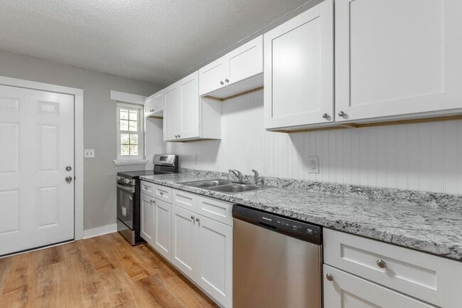 Photo - 1010 Glenwood Dr