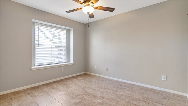 Photo - 4505 Terrace Manor Dr