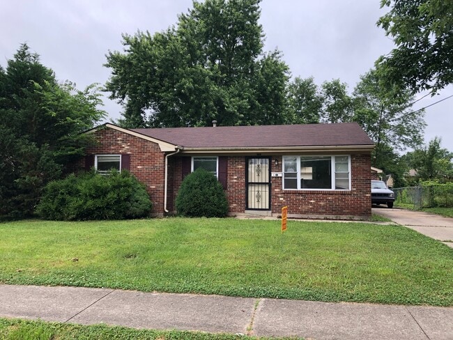 Building Photo - Nice 3 Bedroom 1 Bathroom Ranch Rental