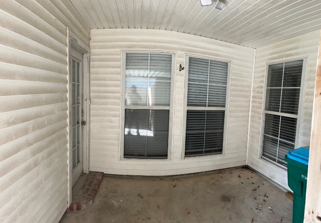 Photo - 16128 Monica Dr