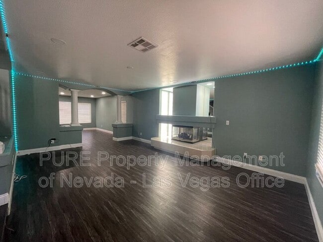 Photo - 3912 Diamond Ridge St