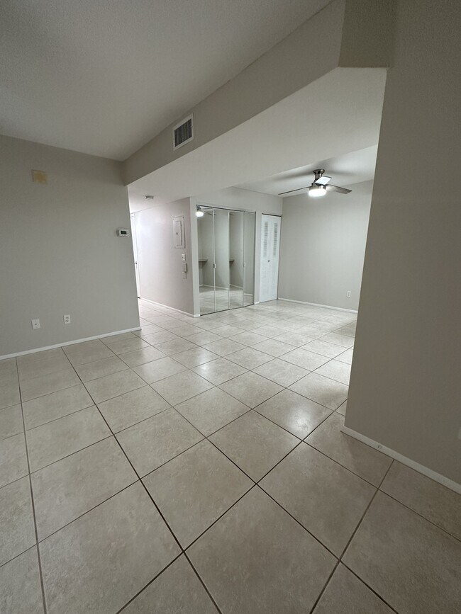 Photo - 1880 Long Iron Dr