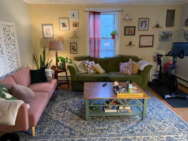 Building Photo - 127 Emery St