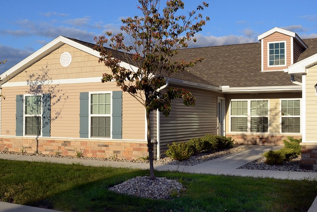 Photo - Redwood Perrysburg Fort Meigs Road