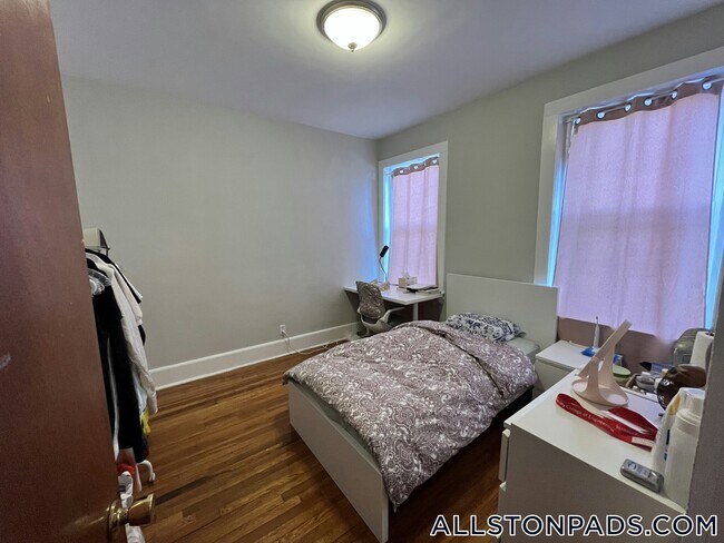 1185 Commonwealth Ave Unidad 16