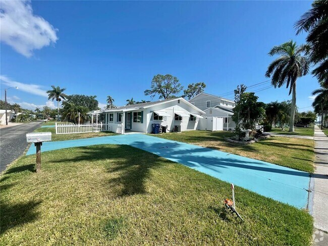Building Photo - 4517 103rd St Ct W Rental