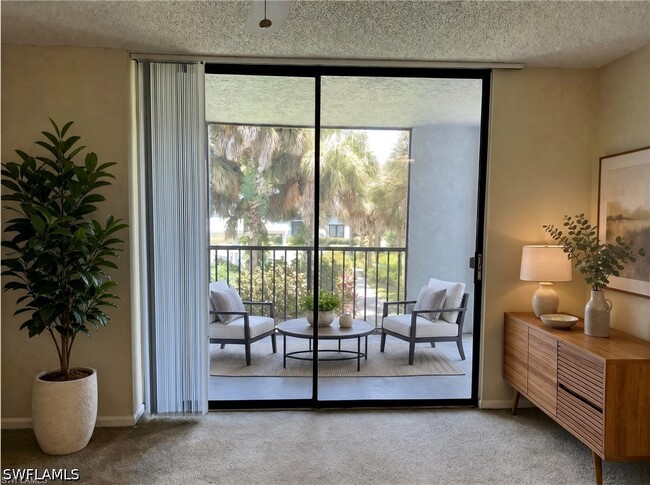 Building Photo - 13631 Eagle Ridge Dr Unit 226