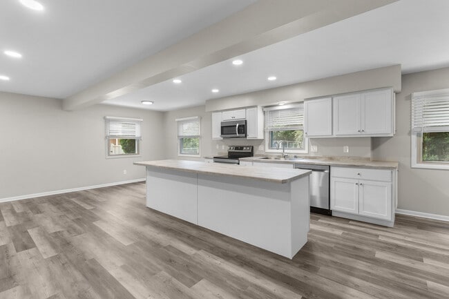 Photo - 1412 Cottonwood Dr