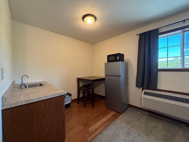 Photo - 241 Main St Unit #1
