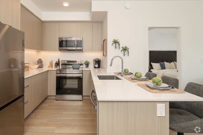 2 chambres, 2 salles de bain - 820 pi2 - Cuisine - The Gateway