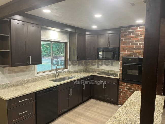 Photo - 163 Old Norton Rd