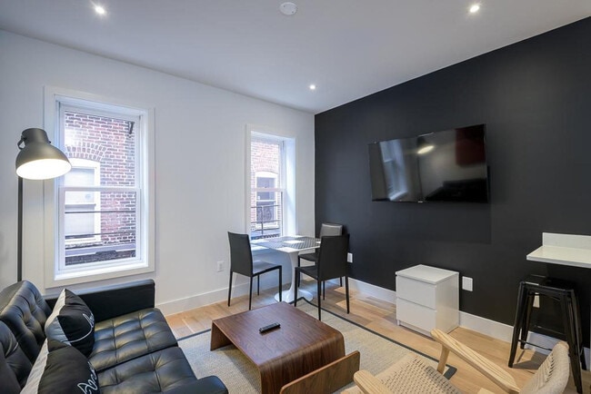 Photo - 1804 S St NW Unidad ID650P