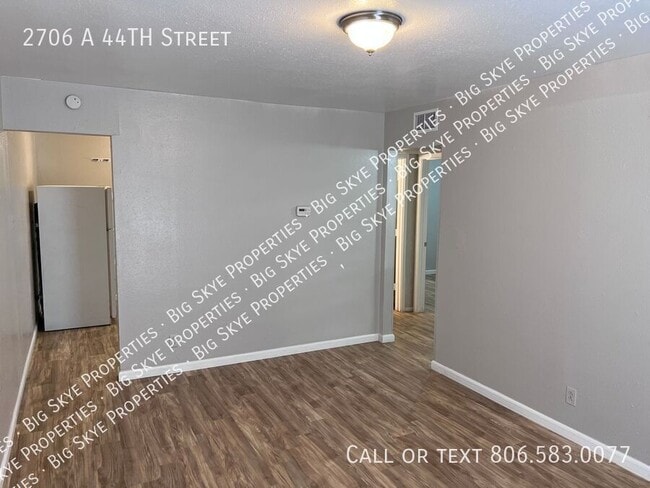 Photo - 2706 44th St