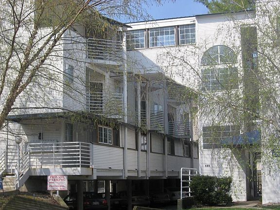 Photo - 201 S Busey Ave Apartments
