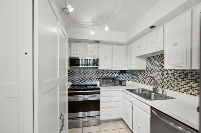 Photo - 3000 Presidential Way Unit 207