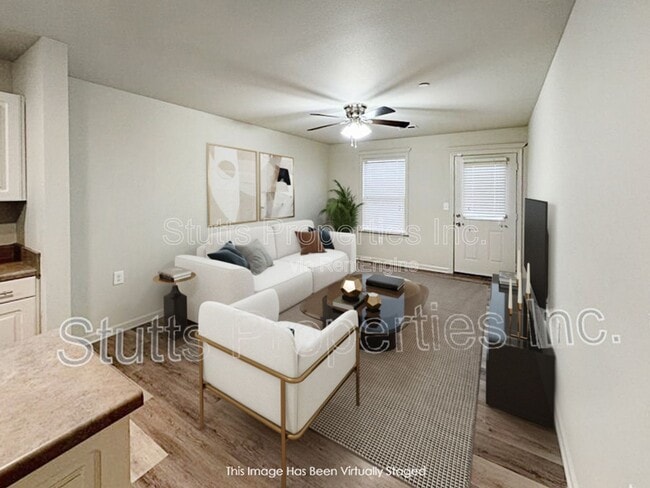 Building Photo - 201 Gin Ct Unit 603