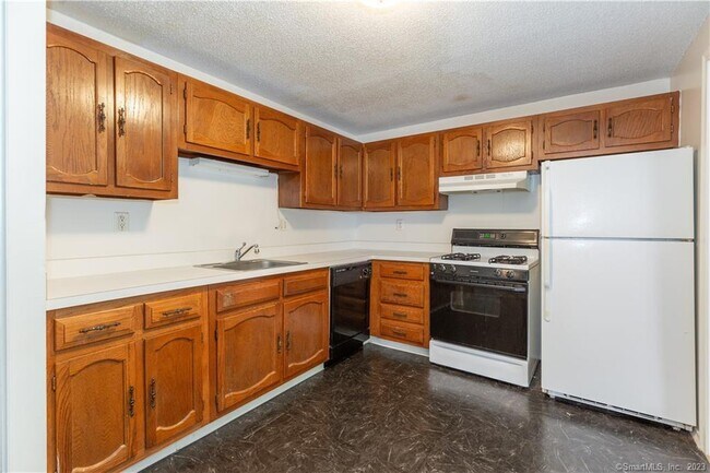 Photo - 47 Avonwood Rd