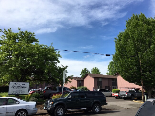 100-190 SE Viewmont Ave Unit 140-B