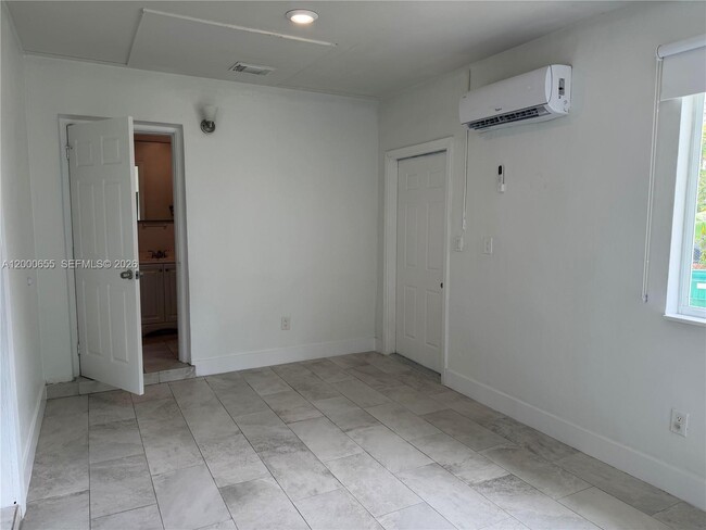 Photo - 19701 Christmas Rd