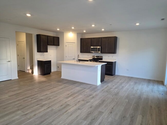 Photo - 248 Cooney Wy