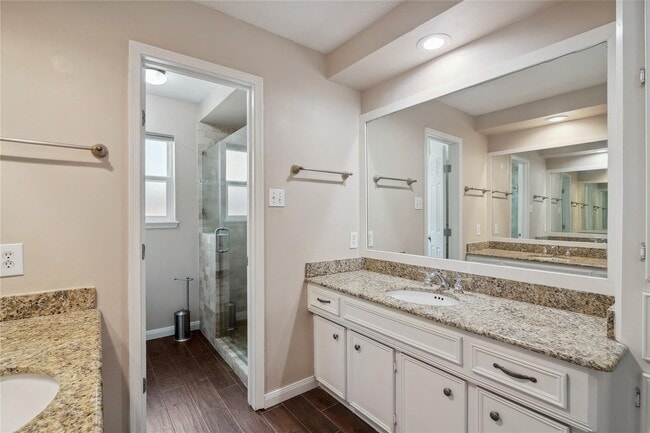 Photo - 10911 Elmdale Dr